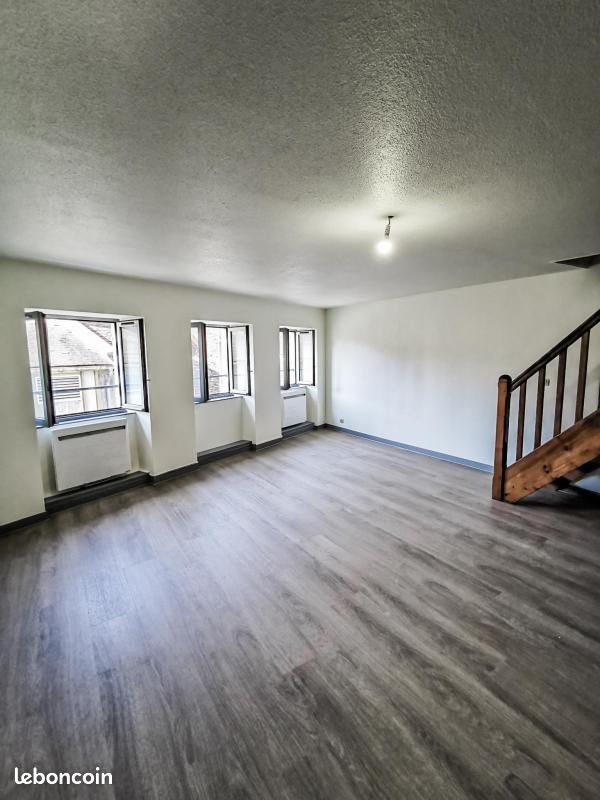 Appartement à louer, 96m², Lons-le-Saunier