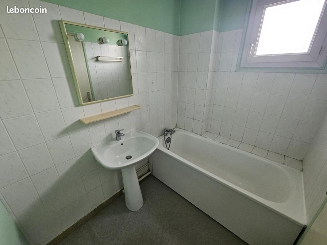 Appartement à vendre, 70m², Lons-le-Saunier