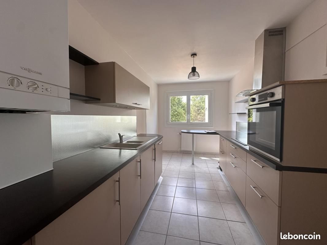 Appartement à louer, 91m², Dole