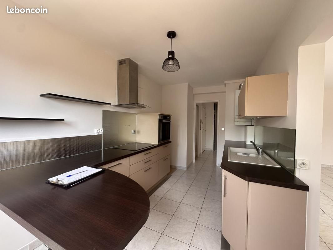Appartement à louer, 91m², Dole