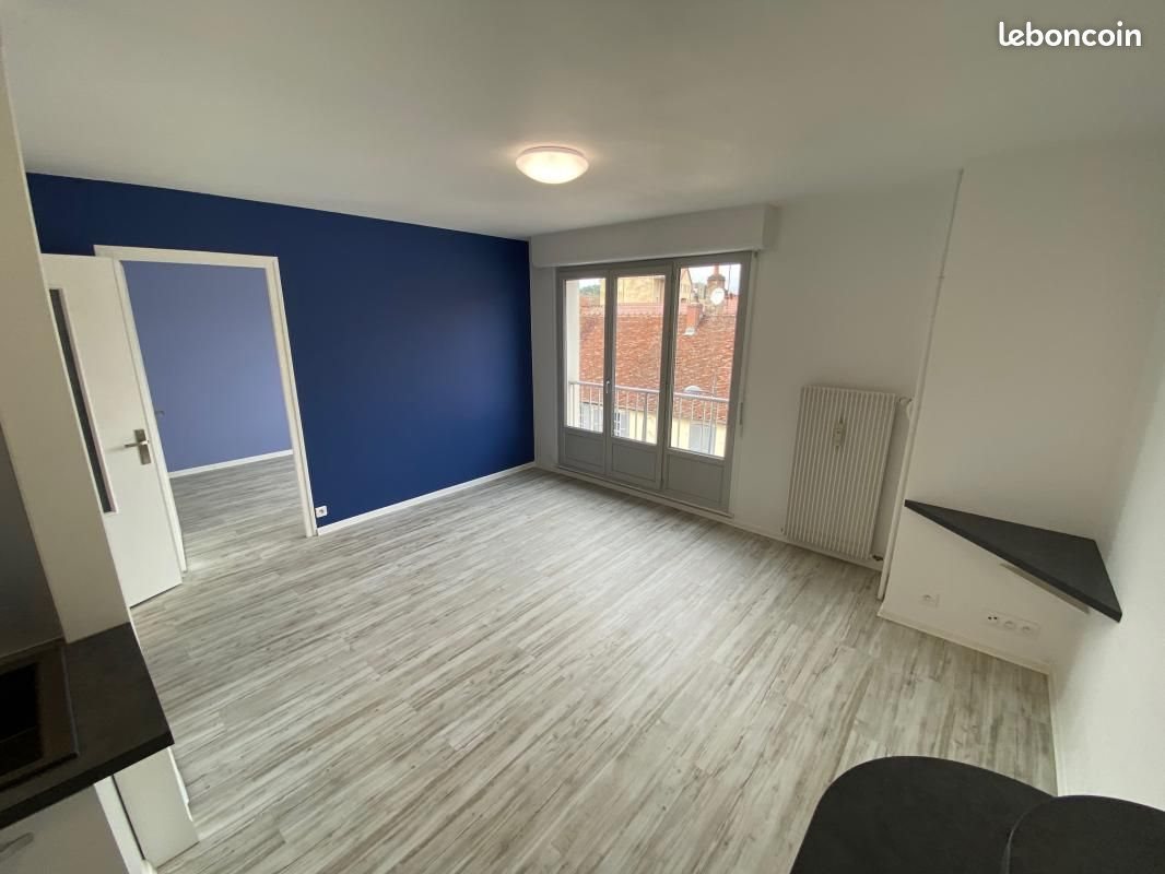 Appartement à louer, 40m², Lons-le-Saunier