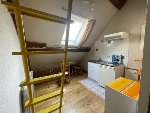 Appartement à louer, 12m², Dole
