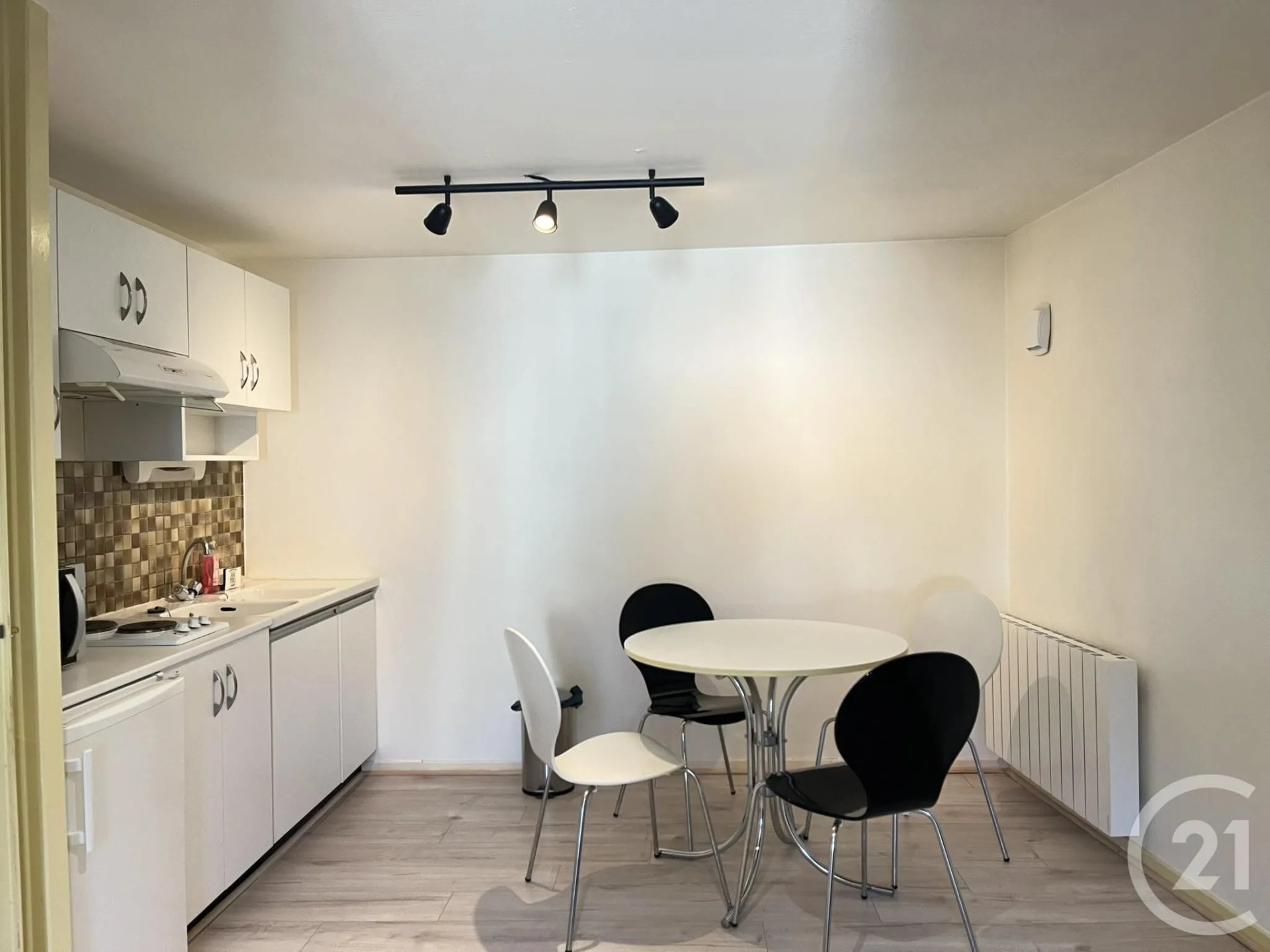 Appartement à louer, 22m², Dole