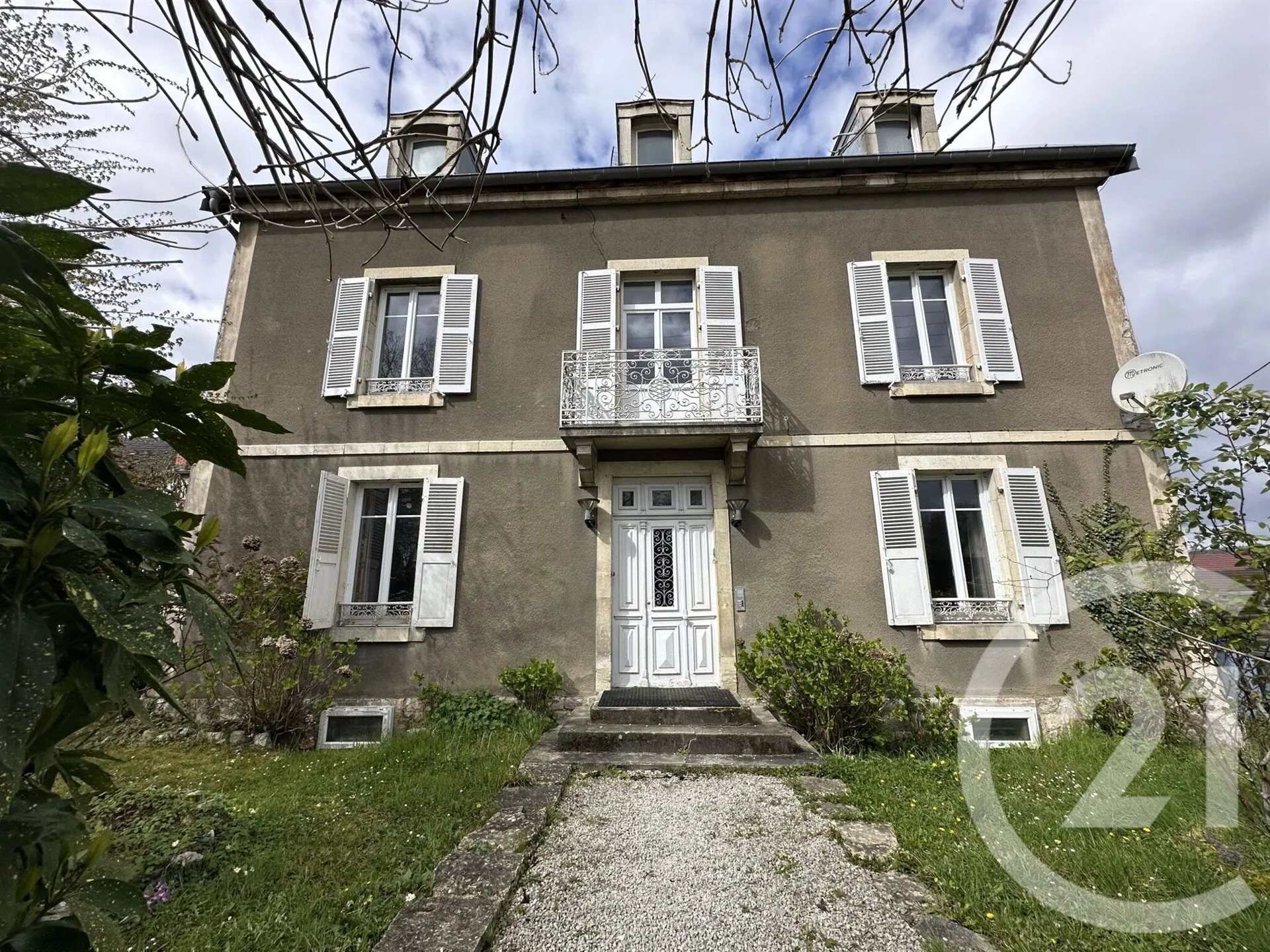 Maison à vendre, 248m², Dole