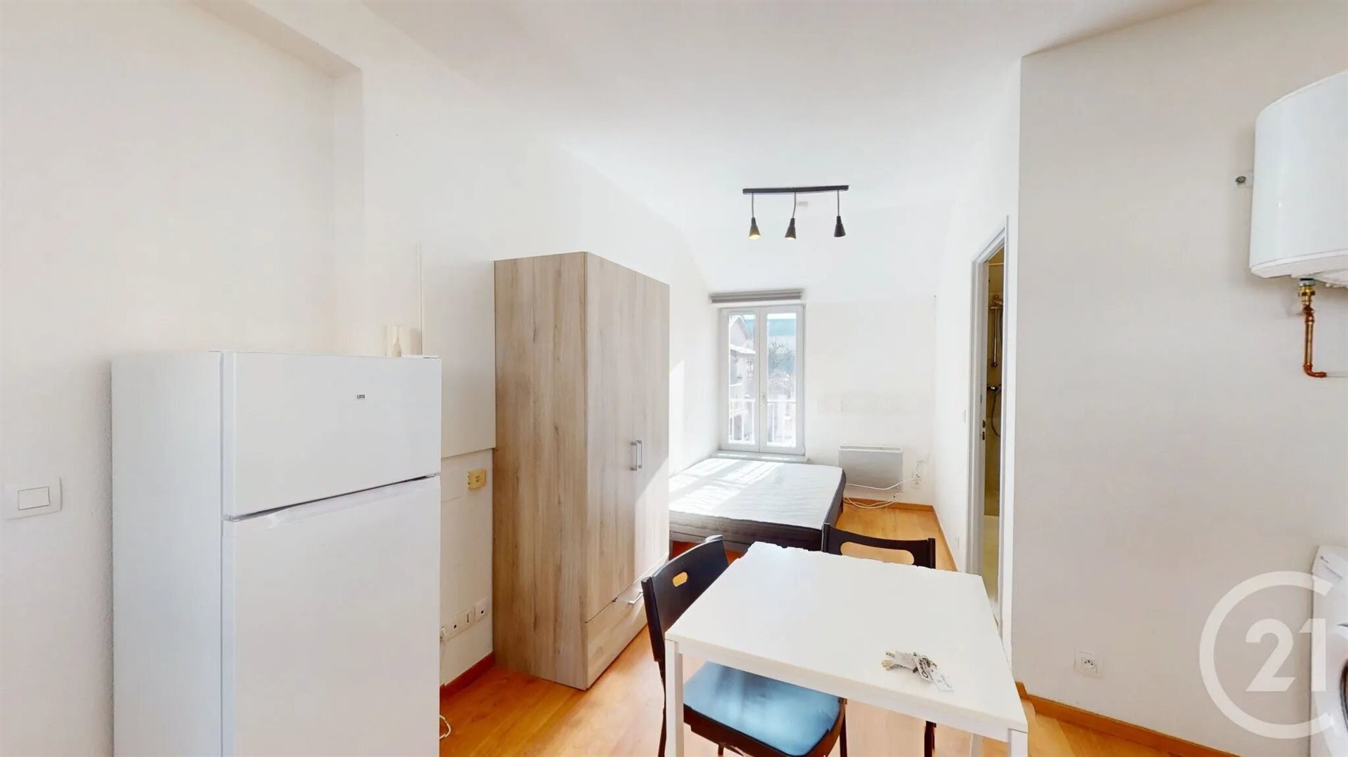 Appartement à louer, 18m², Dole