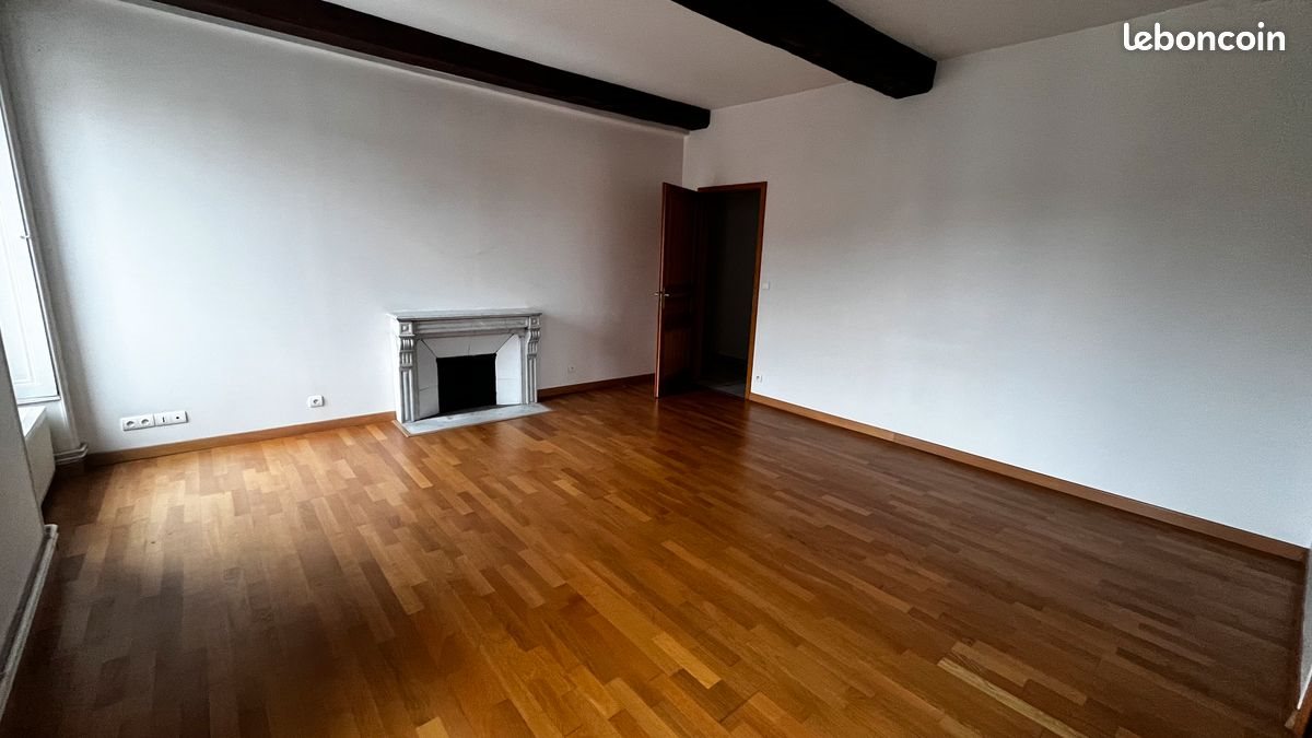 Appartement à louer, 132m², Arbois