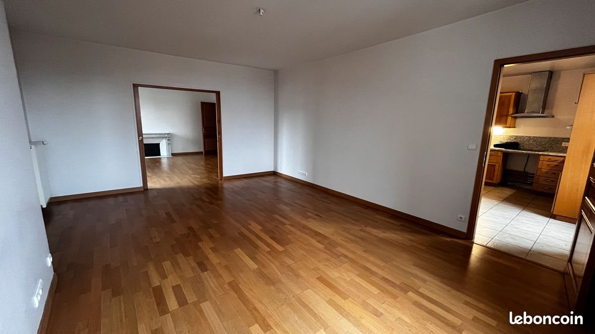 Appartement à louer, 132m², Arbois
