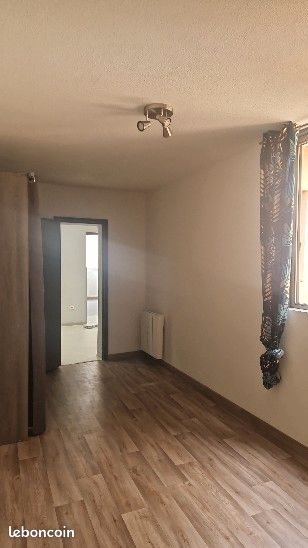Appartement à louer, 55m², Poligny