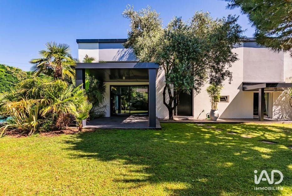 Maison à vendre, 239m², Léognan