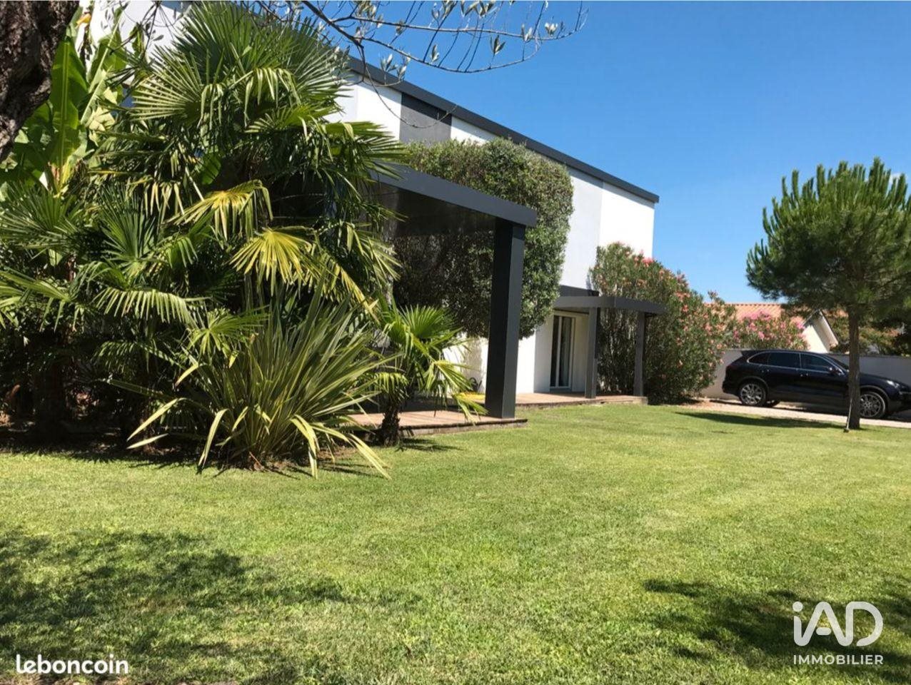 Maison à vendre, 239m², Léognan