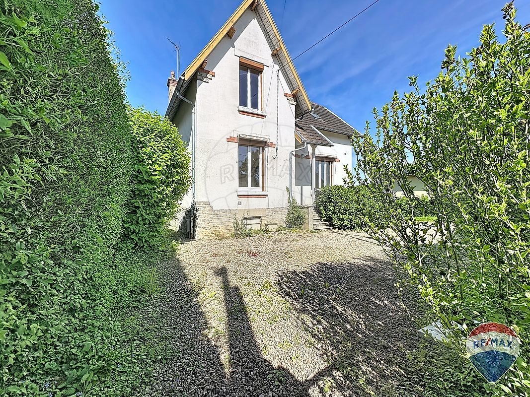 Maison à louer, 150m², Blanzy