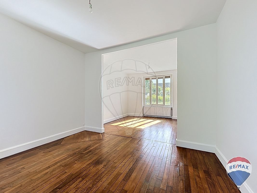Maison à louer, 150m², Blanzy