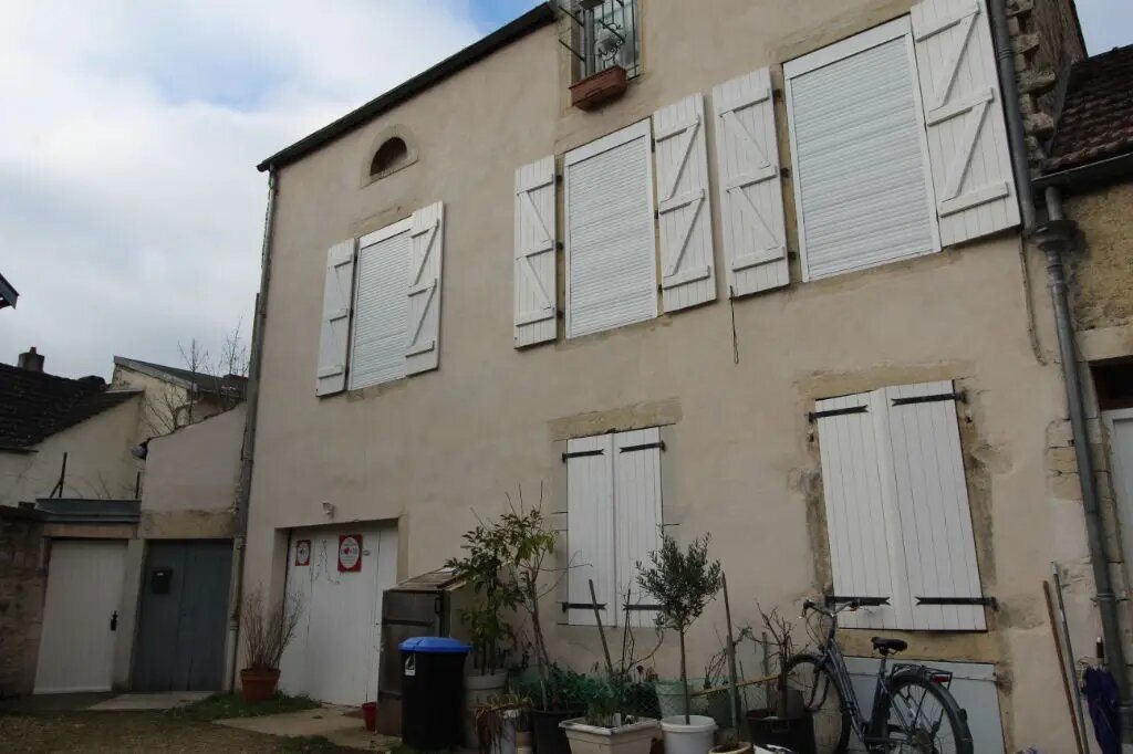 Appartement à louer, 90m², Nuits-Saint-Georges