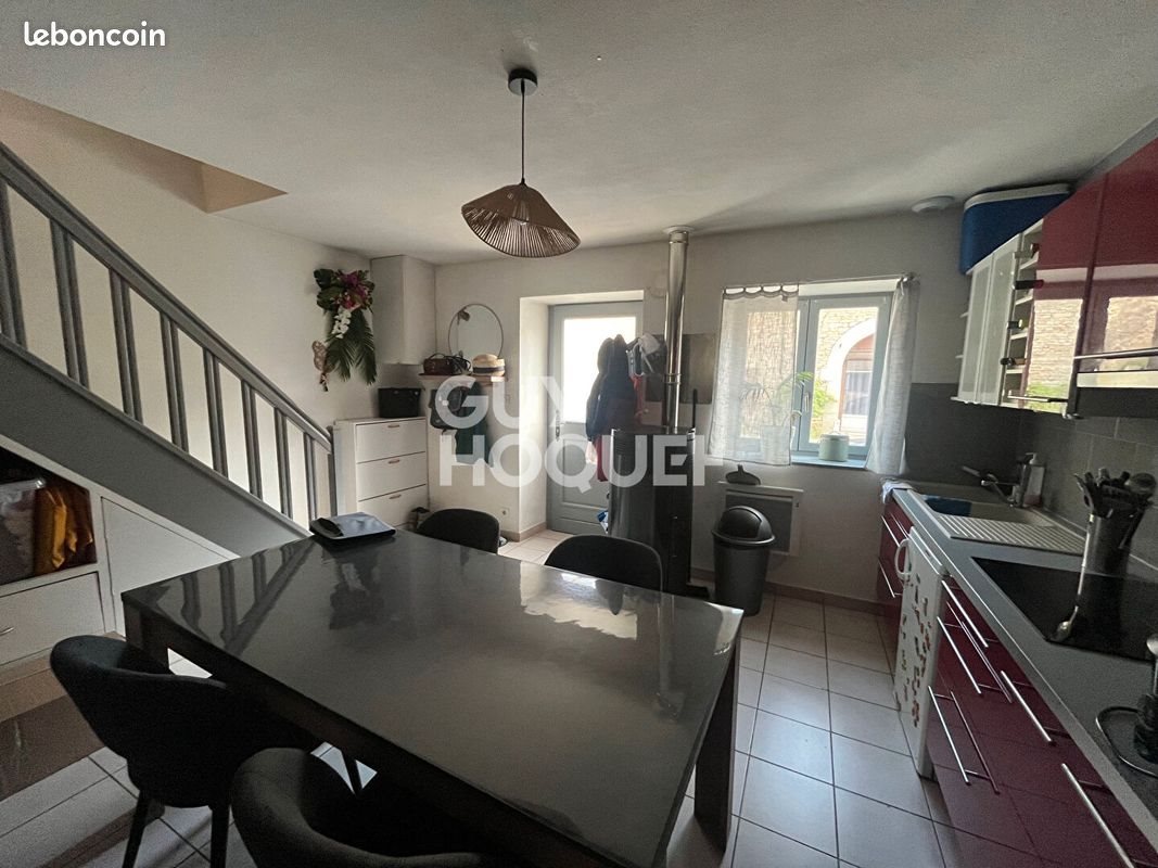 Appartement à louer, 49m², Gy