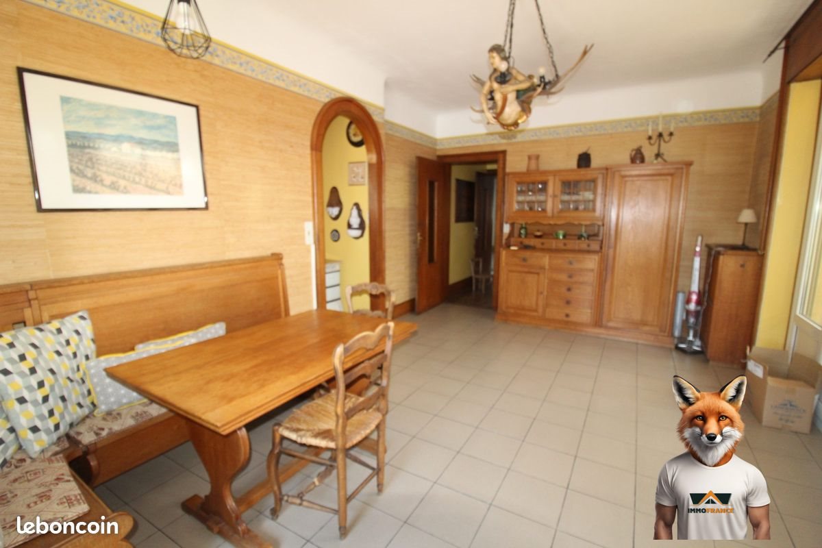 Maison à vendre, 246m², Delle