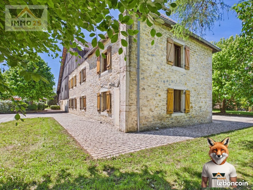Maison à vendre, 465m², Orchamps-Vennes