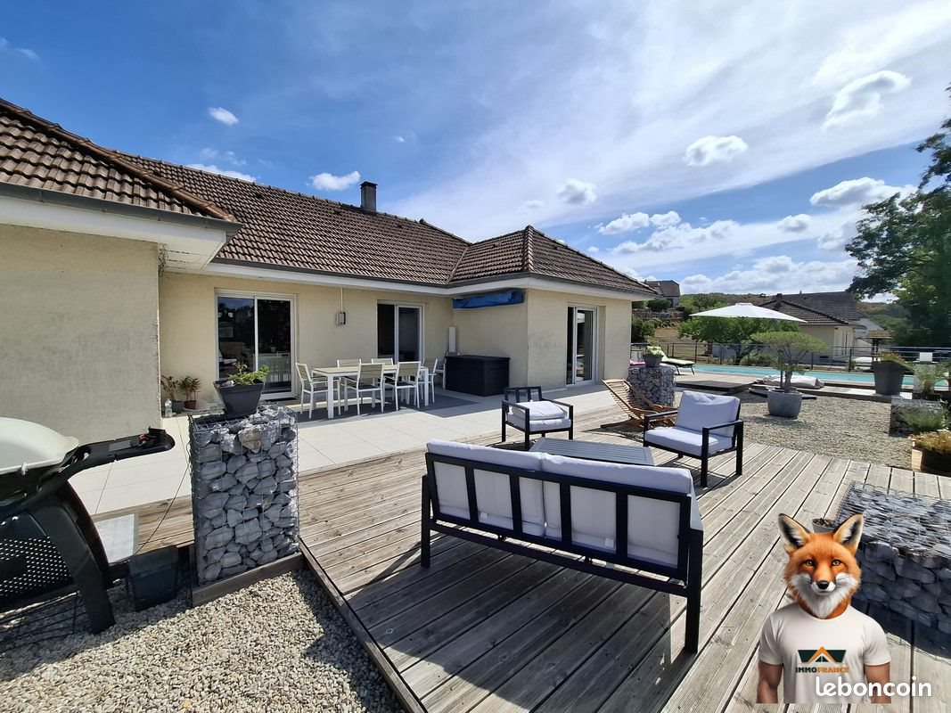 Maison à vendre, 190m², Montferrand-le-Château