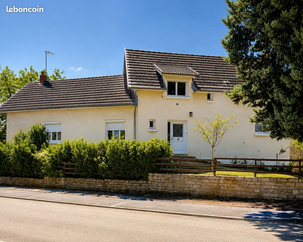 Maison à vendre, 155m², Ruffey-lès-Echirey