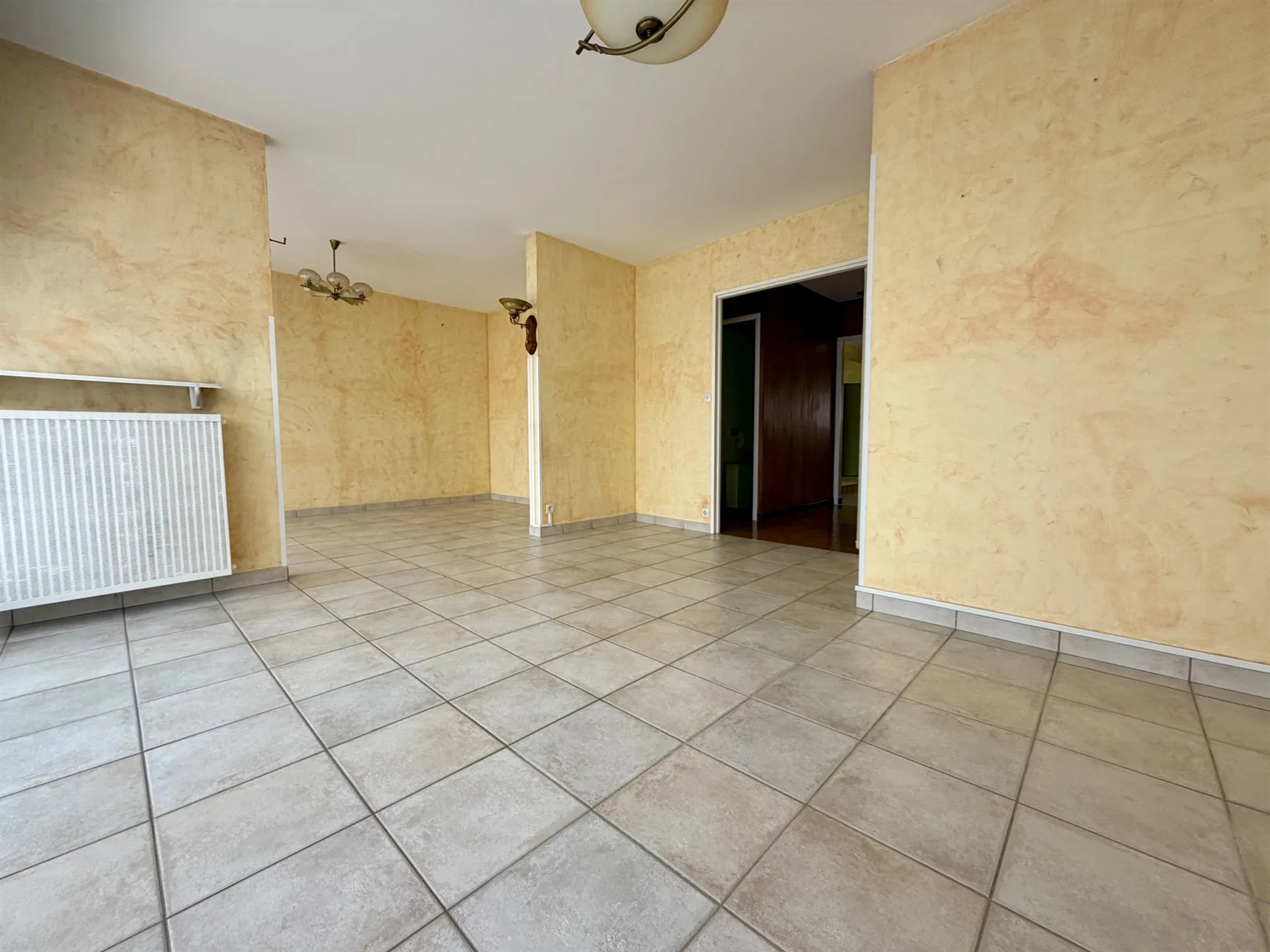 Appartement à louer, 76m², Chevigny-Saint-Sauveur