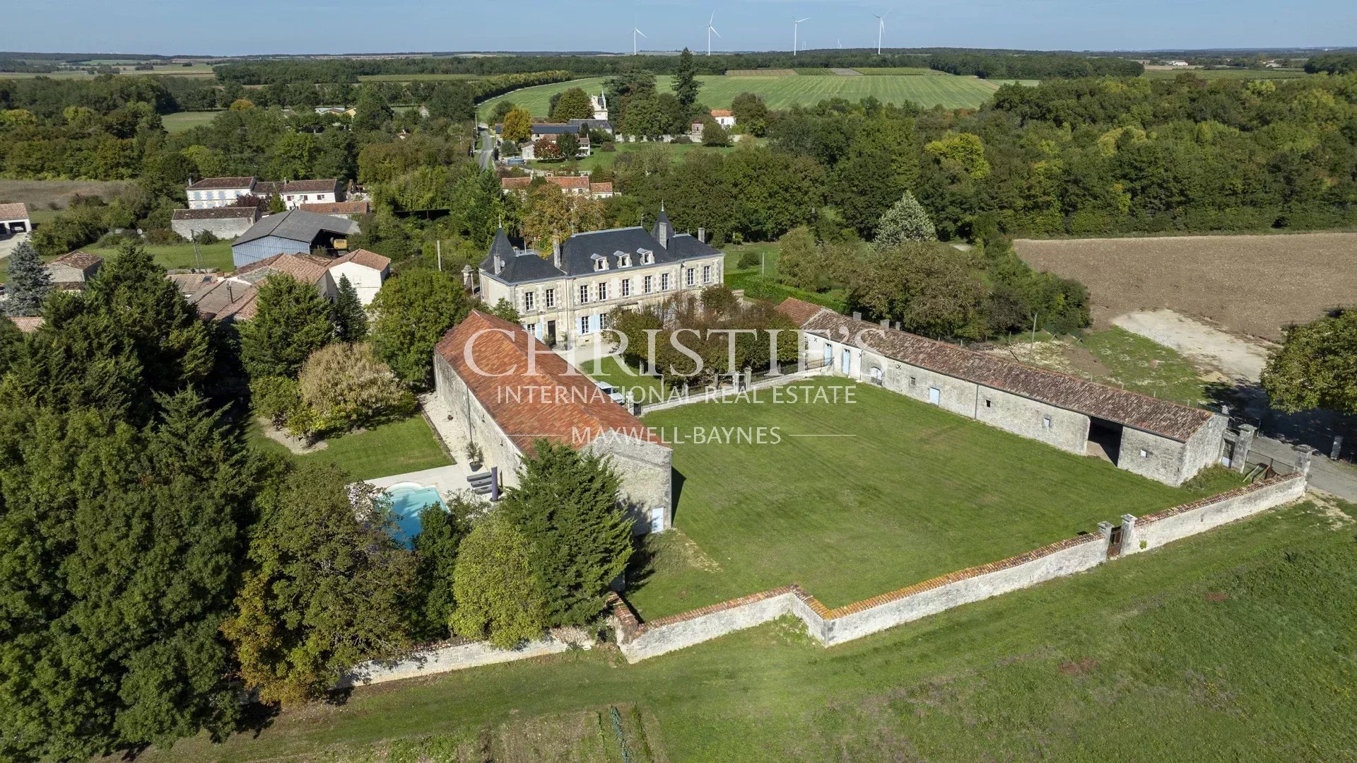 Maison à vendre, 450m², Saint-Jean-d'Angély