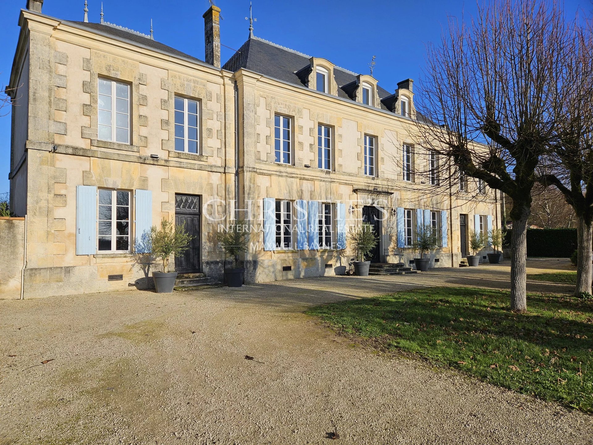 Maison à vendre, 450m², Saint-Jean-d'Angély