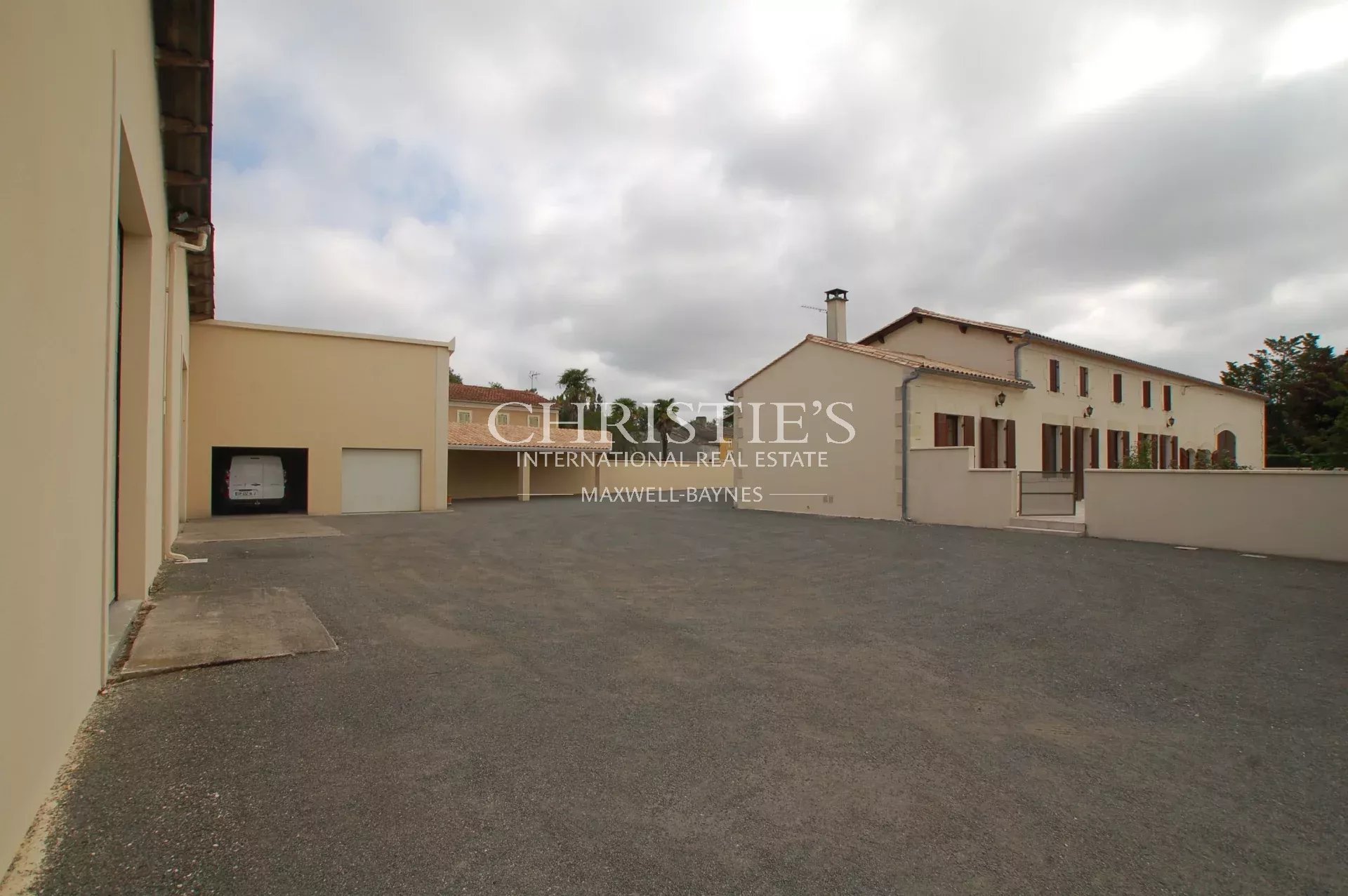 Maison à vendre, 226m², Saint-Ciers-sur-Gironde