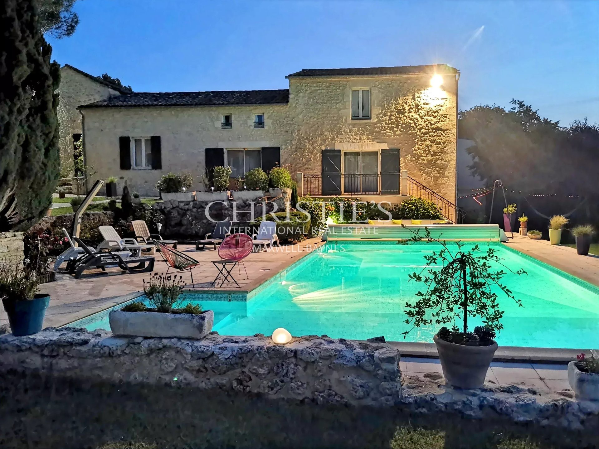 Maison à vendre, 330m², Saint-Émilion