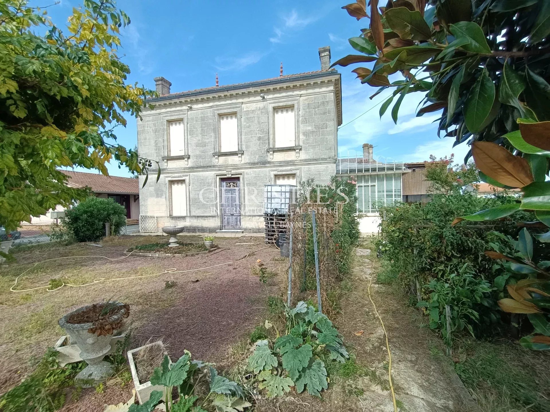 Maison à vendre, 298m², Saint-Seurin-de-Bourg