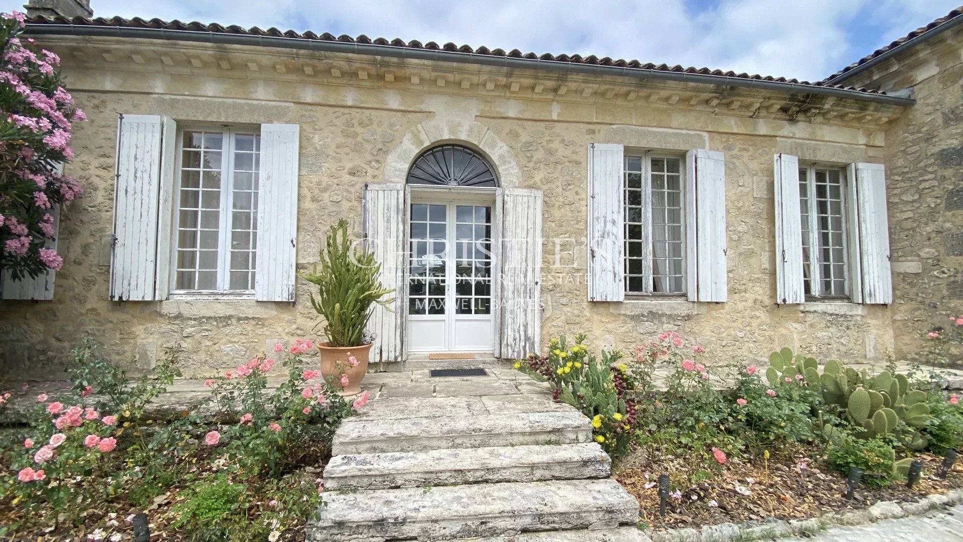 Maison à vendre, 325m², Langon