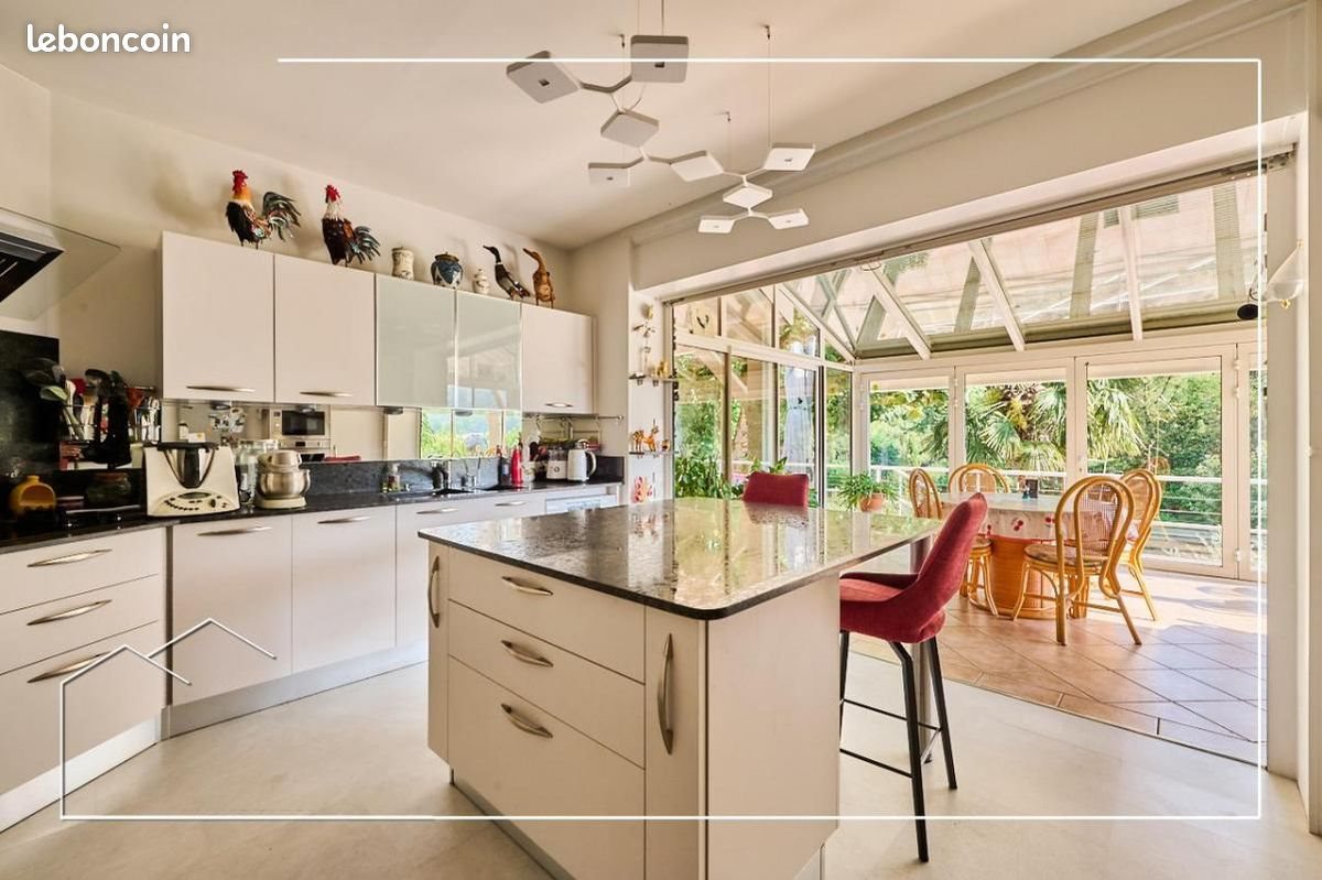 Maison à vendre, 232m², Nuits-Saint-Georges