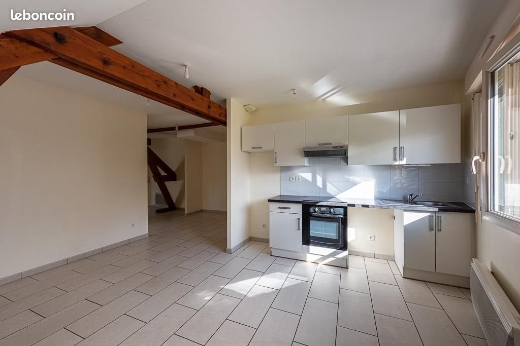 Appartement à louer, 59m², Brochon