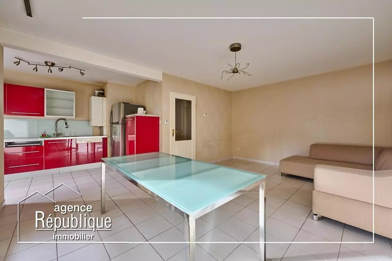 Appartement à vendre, 66m², Nuits-Saint-Georges