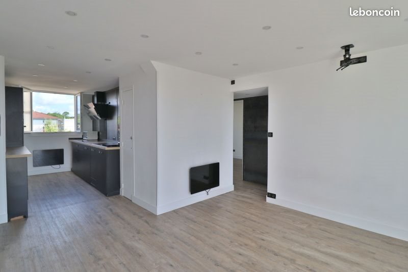 Appartement à louer, 58m², Sainte-Savine