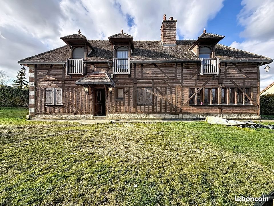 Maison à vendre, 185m², Saint-Lyé
