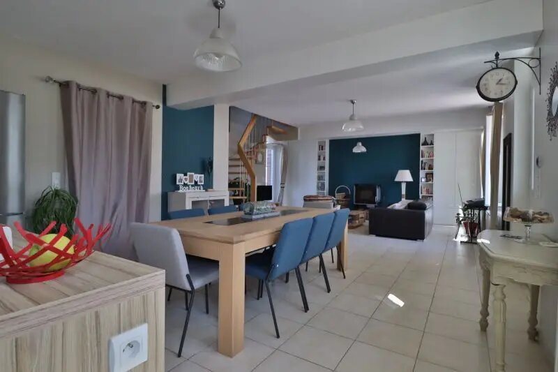 Maison à louer, 110m², Payns