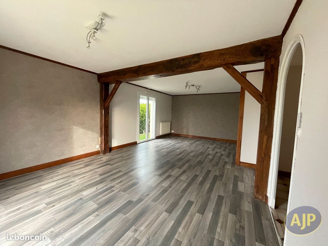 Maison à louer, 97m², Beaupréau