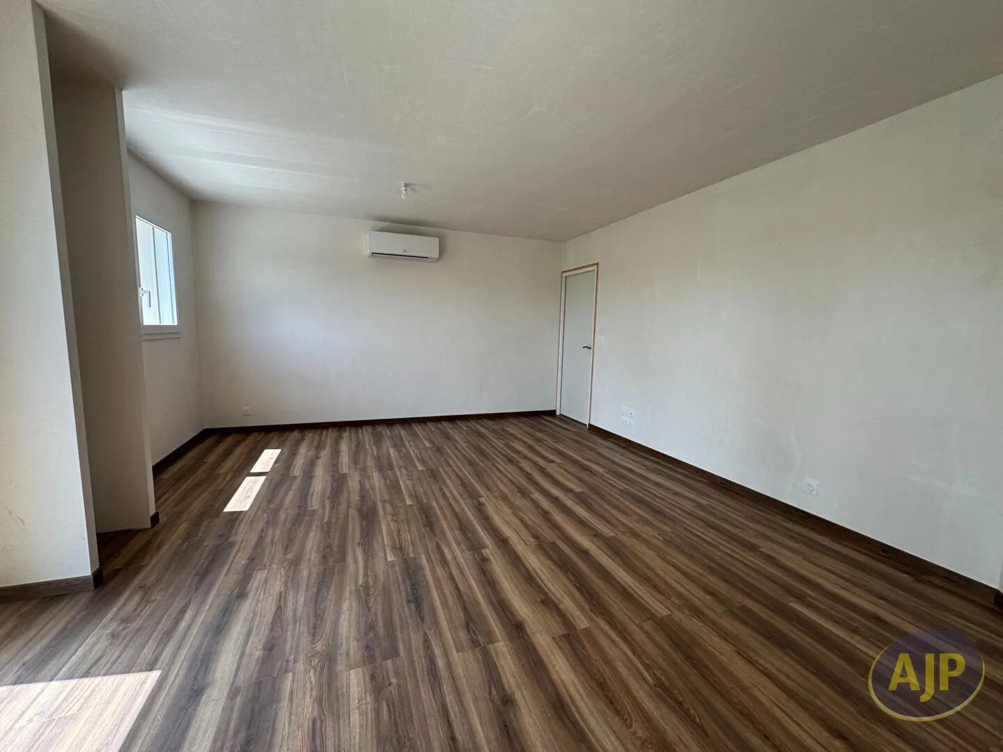 Maison à louer, 70m², Montaigu