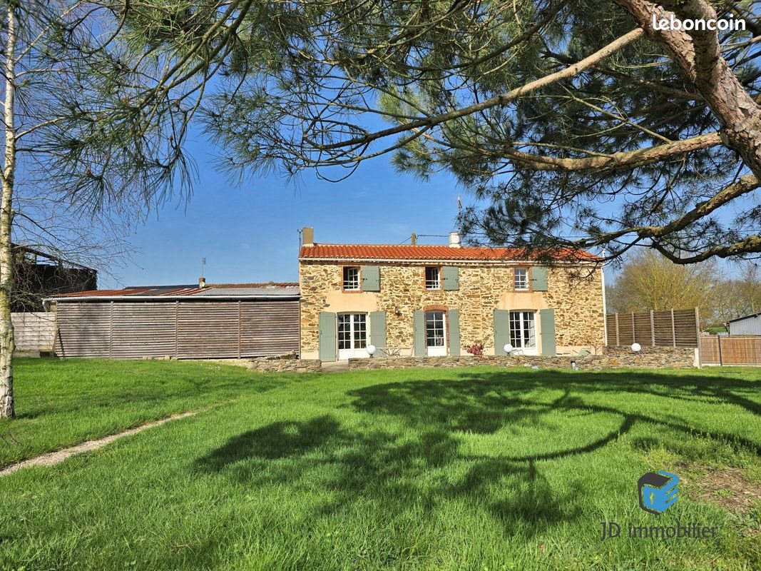 Maison à vendre, 141m², Les Brouzils