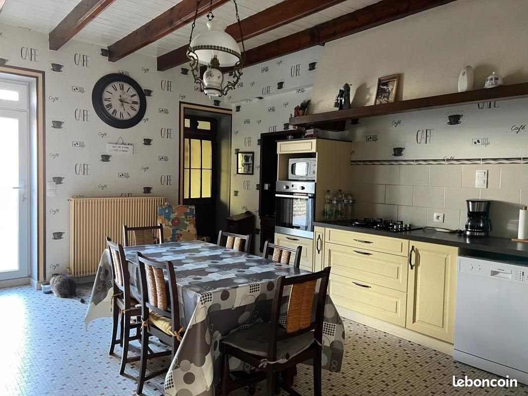 Maison à vendre, 185m², Nalliers