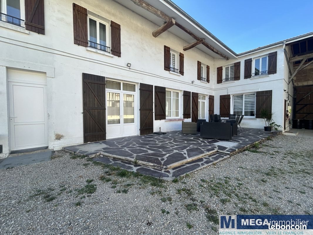 Maison à vendre, 240m², Vitry-le-François