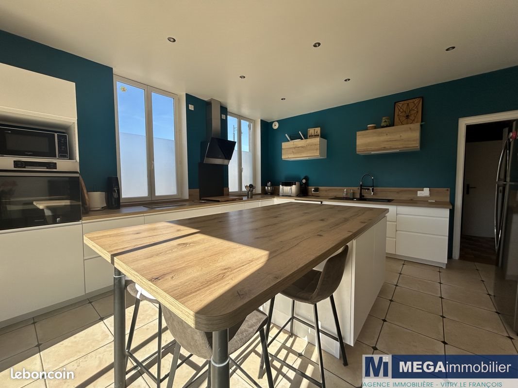 Maison à vendre, 240m², Vitry-le-François