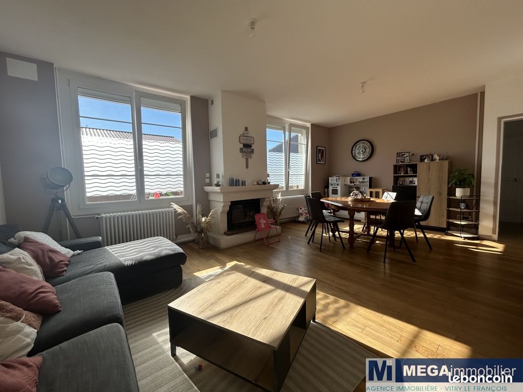 Maison à vendre, 240m², Vitry-le-François