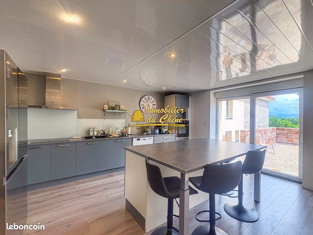 Maison à vendre, 185m², Lure