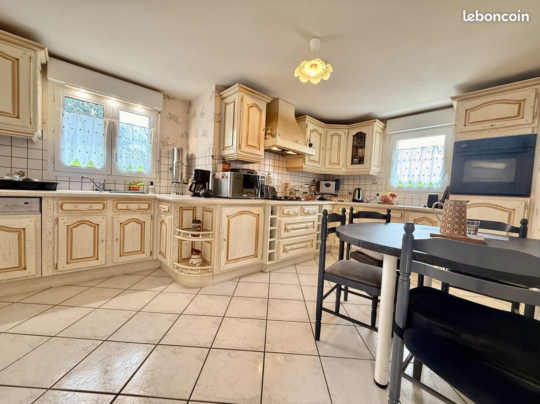 Maison à vendre, 130m², Saint-Thuriau