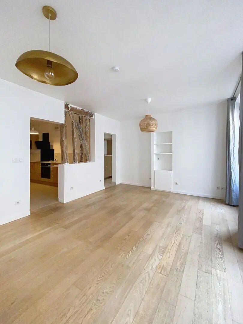 Appartement à louer, 68m², Paris 18ème