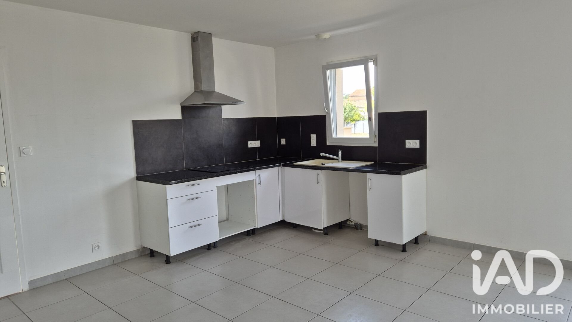Maison à vendre, 79m², Chauray