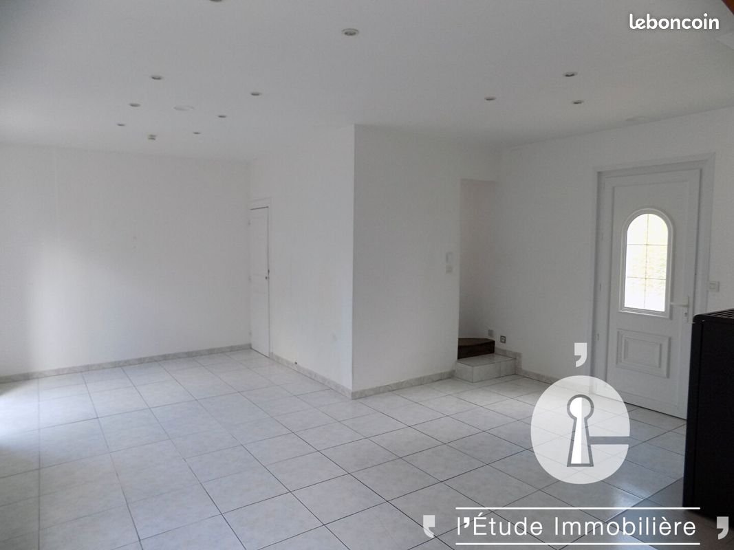 Maison à vendre, 104m², Arquenay