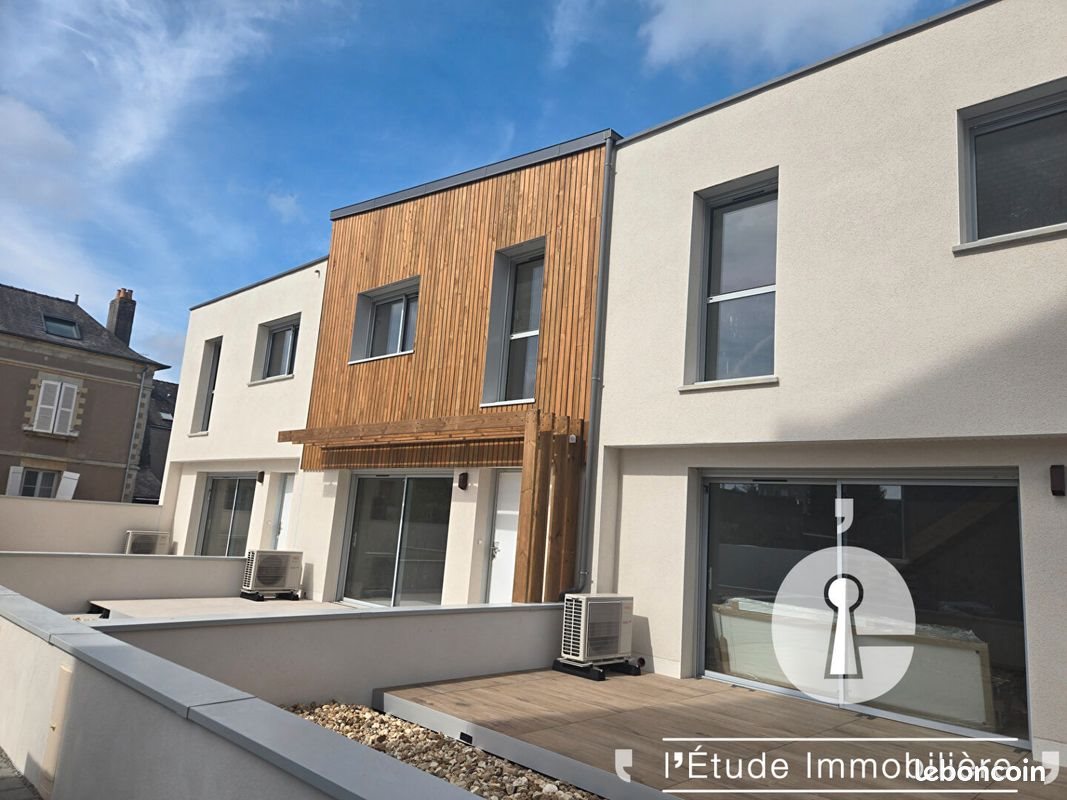 Maison à louer, 78m², Laval