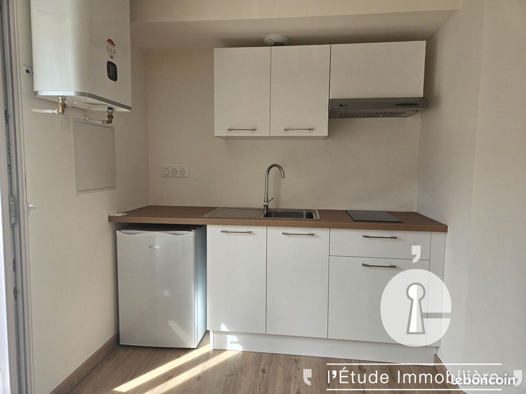 Appartement à louer, 18m², Saint-Berthevin