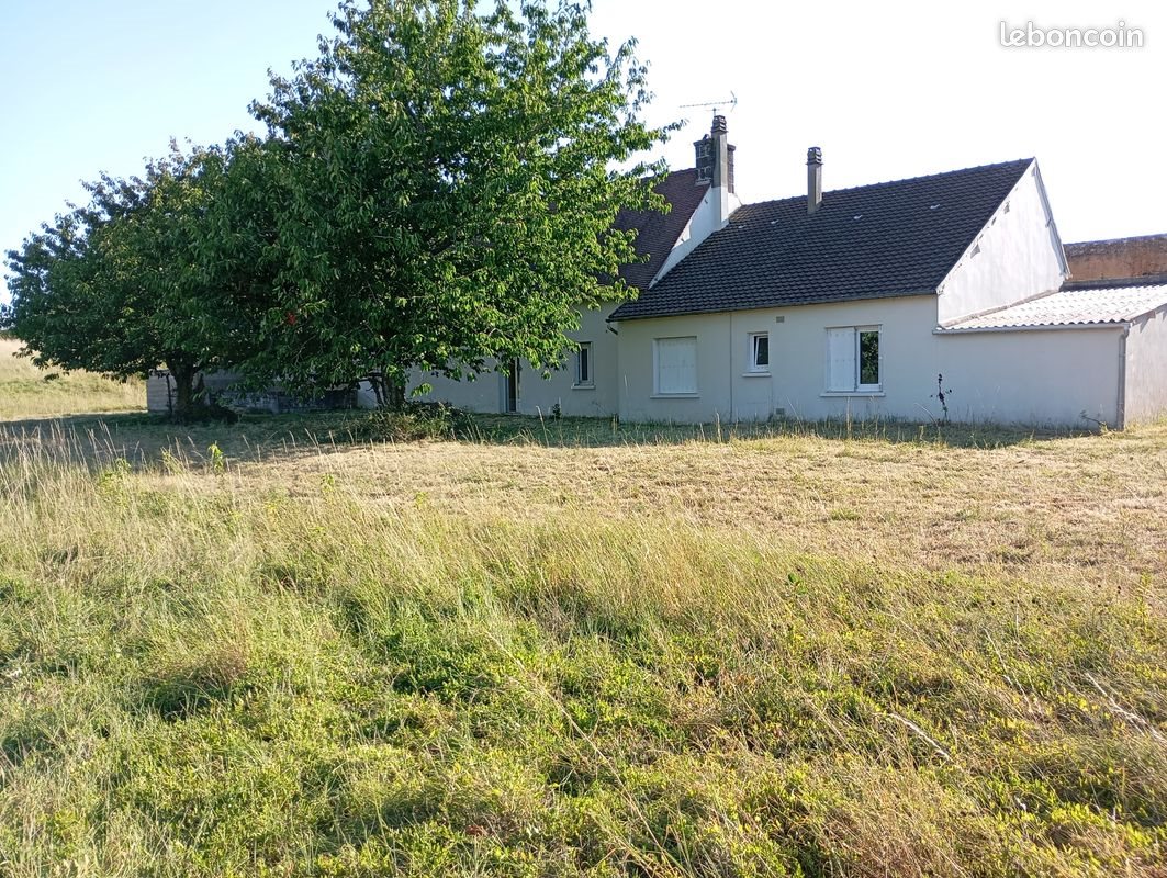 Maison à vendre, 150m², Saint-Aubin-de-Locquenay